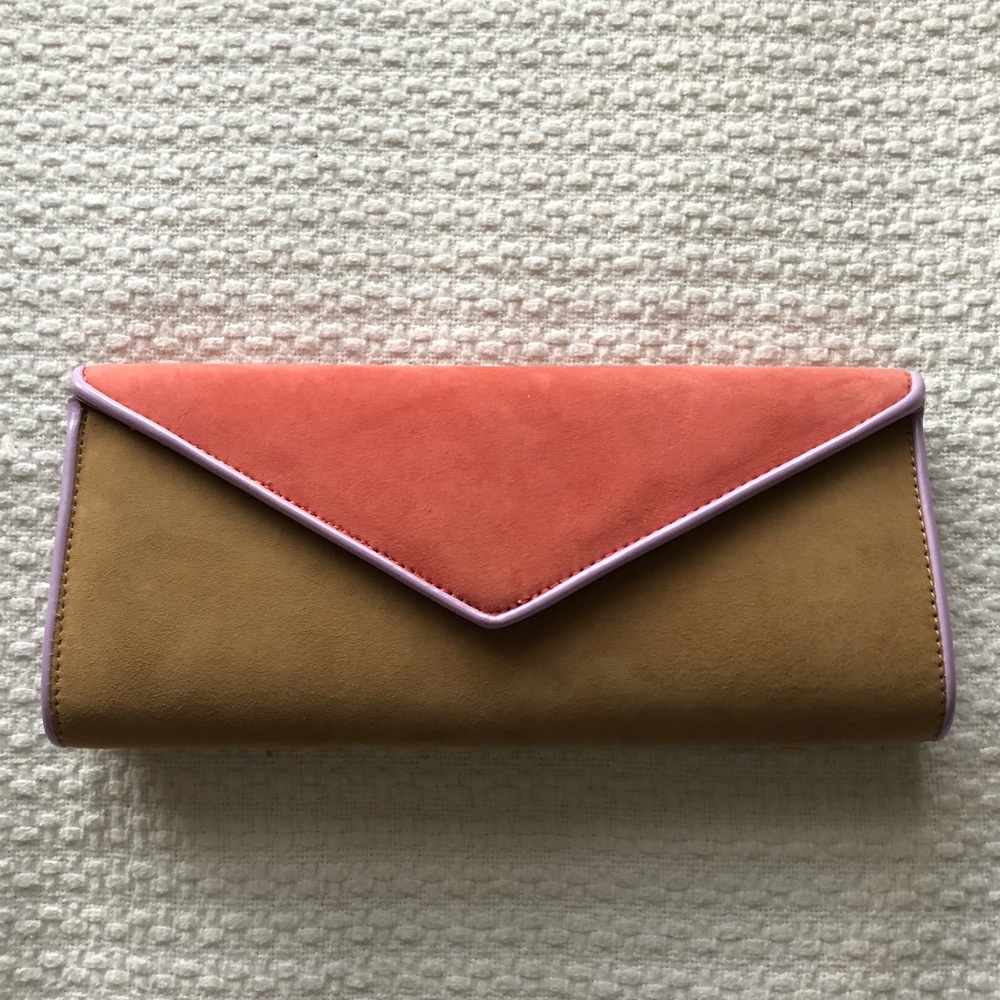 Aldo Clutch